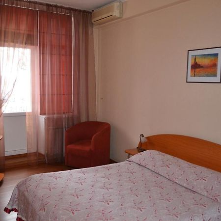 צ'יסינאו Apartments On Negruzzi 6/2 מראה חיצוני תמונה