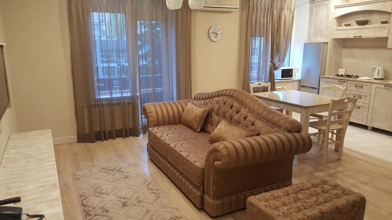 צ'יסינאו Apartments On Negruzzi 6/2 מראה חיצוני תמונה