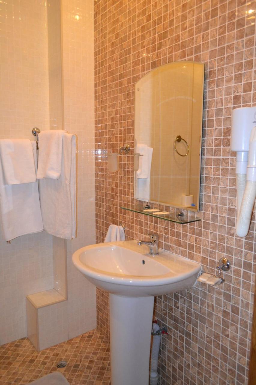 צ'יסינאו Apartments On Negruzzi 6/2 מראה חיצוני תמונה